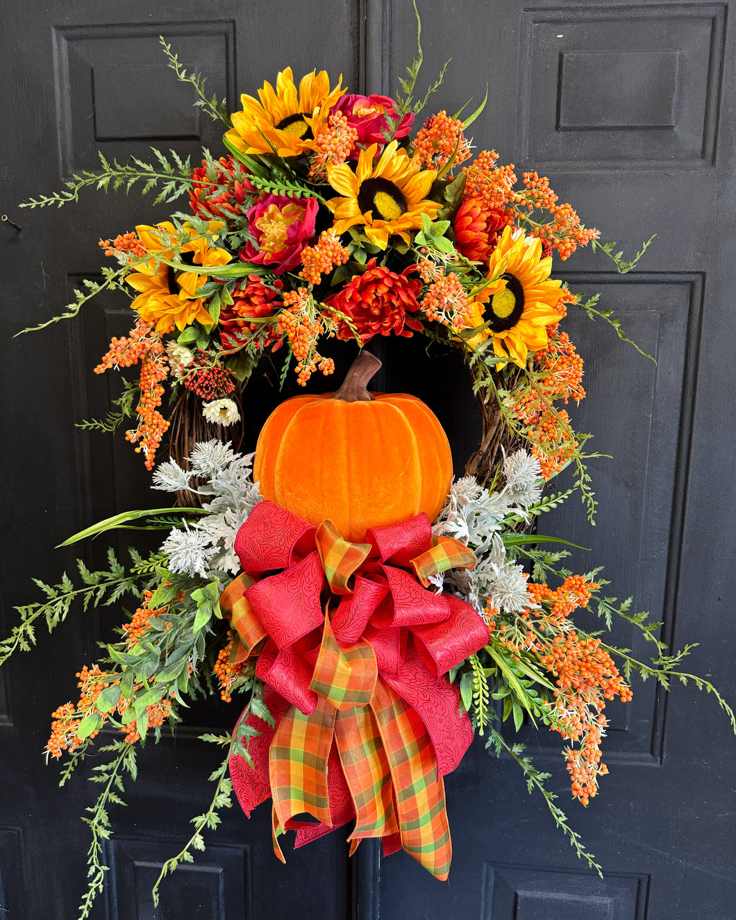 The Gentleman Pumpkin Wreath