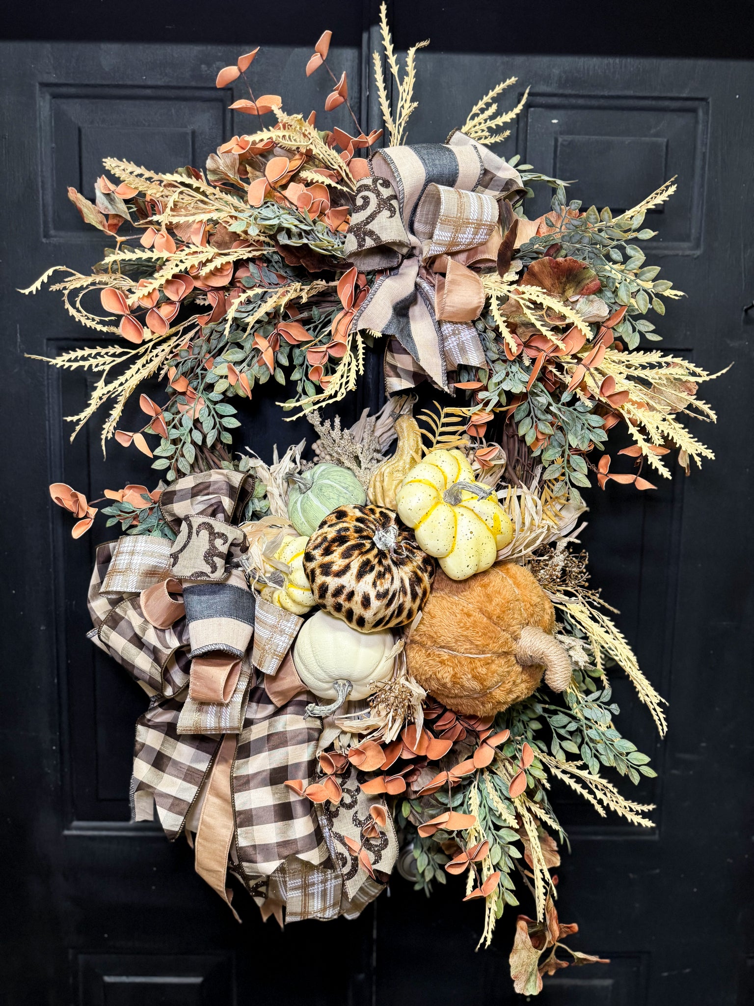 Neutral Beauty Wreath