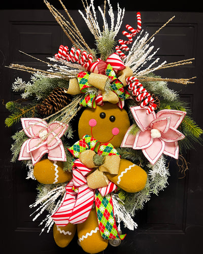 Blushing Gingerbread Man Christmas Wreath